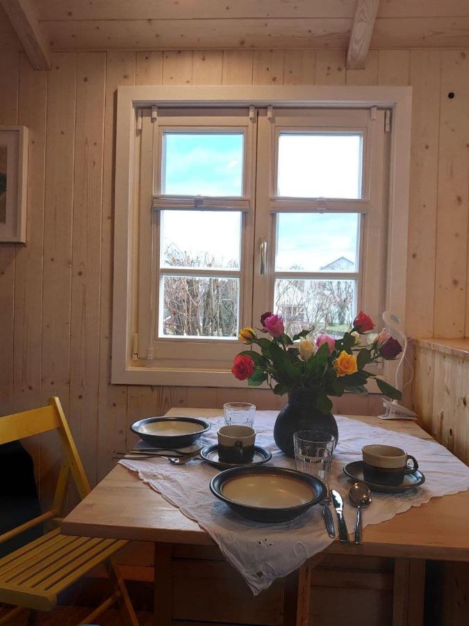 Gemuetliche Gaestezimmer In Einem Neu Sanierten Fachwerkhaus Sachsenheim Exterior photo