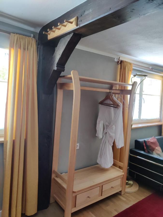 Gemuetliche Gaestezimmer In Einem Neu Sanierten Fachwerkhaus Sachsenheim Exterior photo